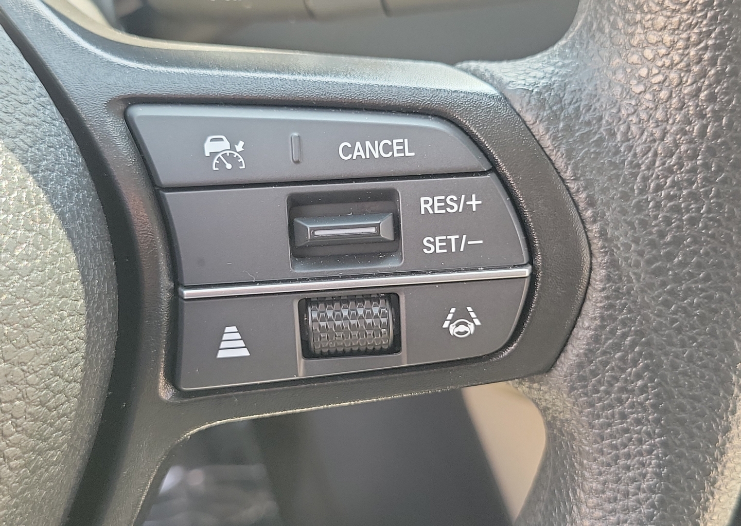 2025 Honda Accord LX - Photo 24