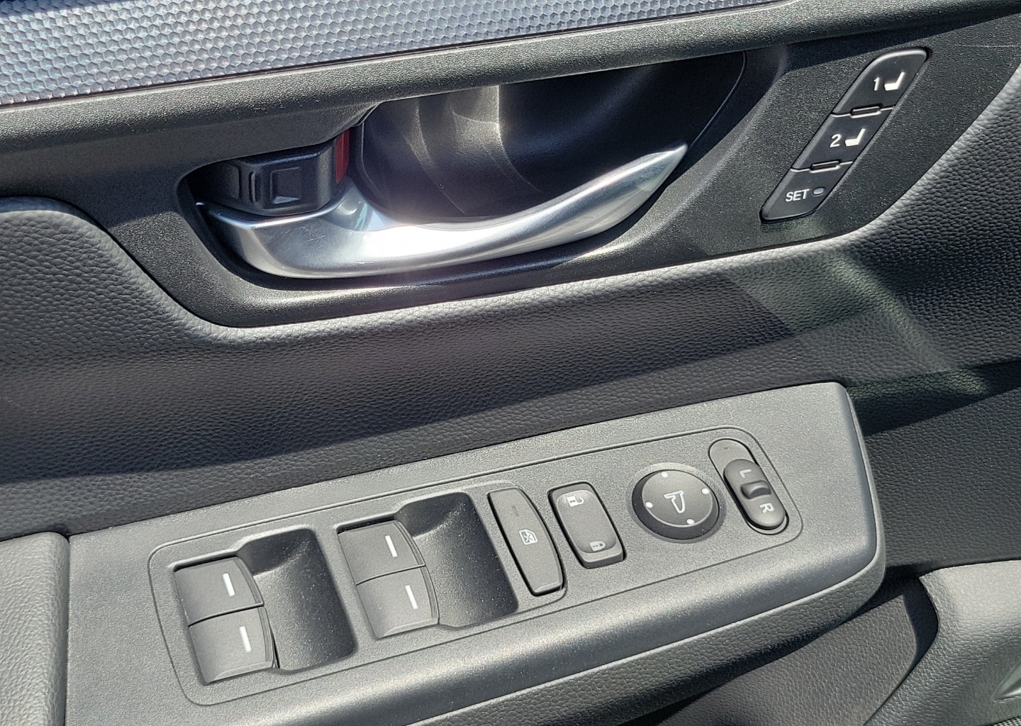 2024 Honda CR-V Sport-L - Photo 23
