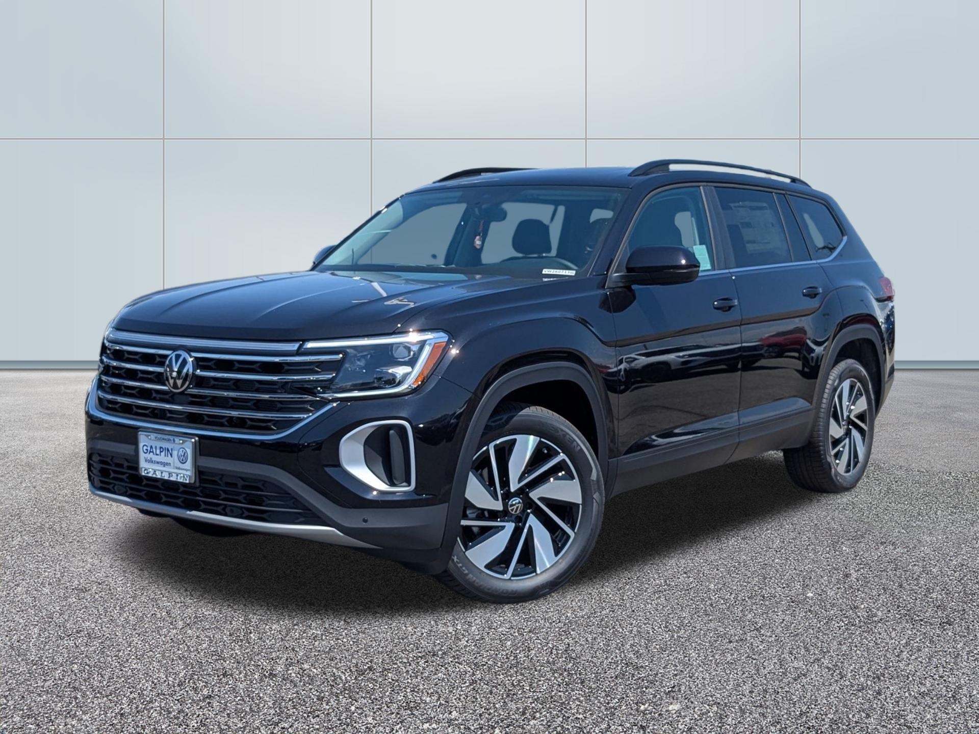 New 2026 Volkswagen Atlas SE w/Technology