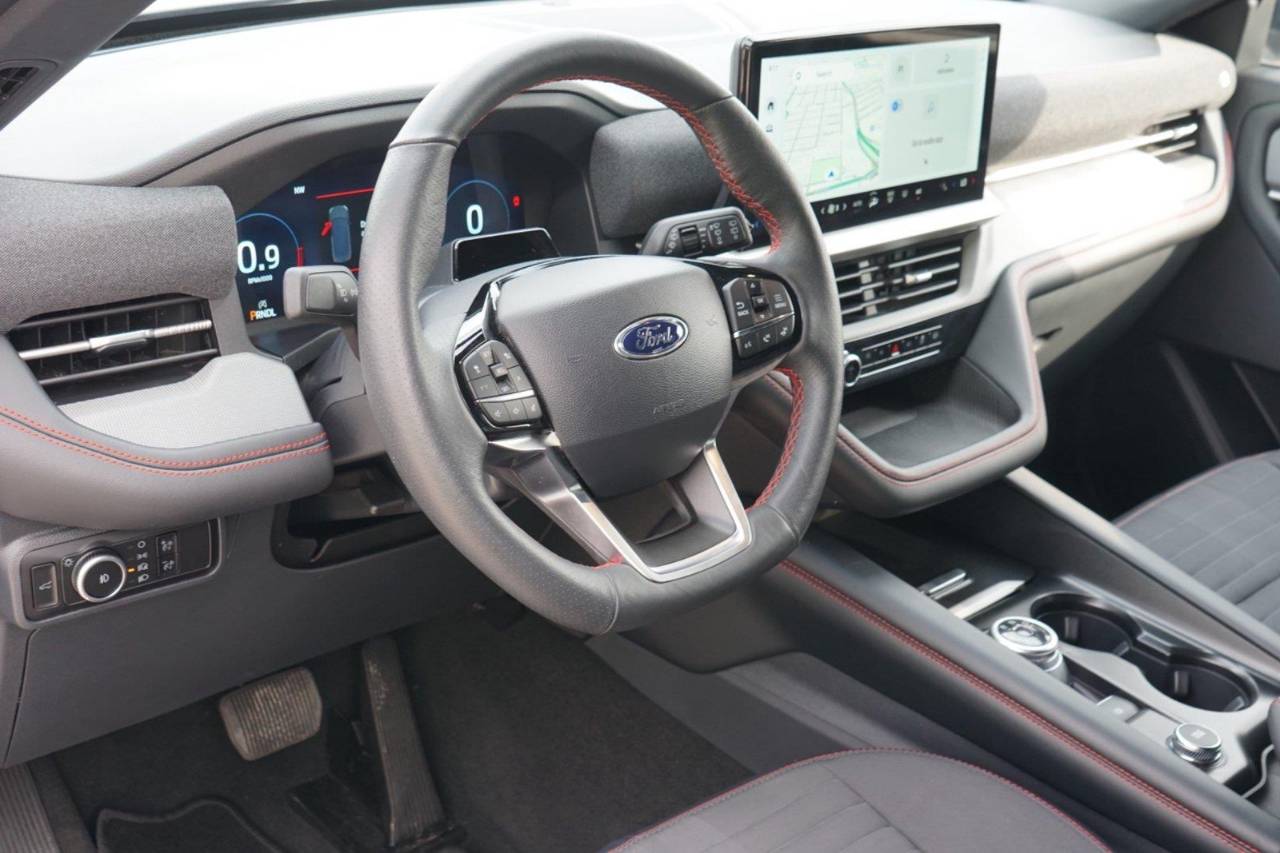 Certified Used 2025 Ford Explorer ST-Line, photo 9