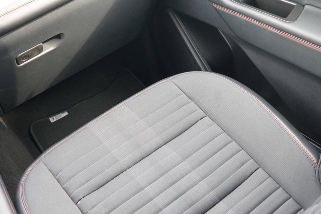 Certified Used 2025 Ford Explorer ST-Line, photo 25