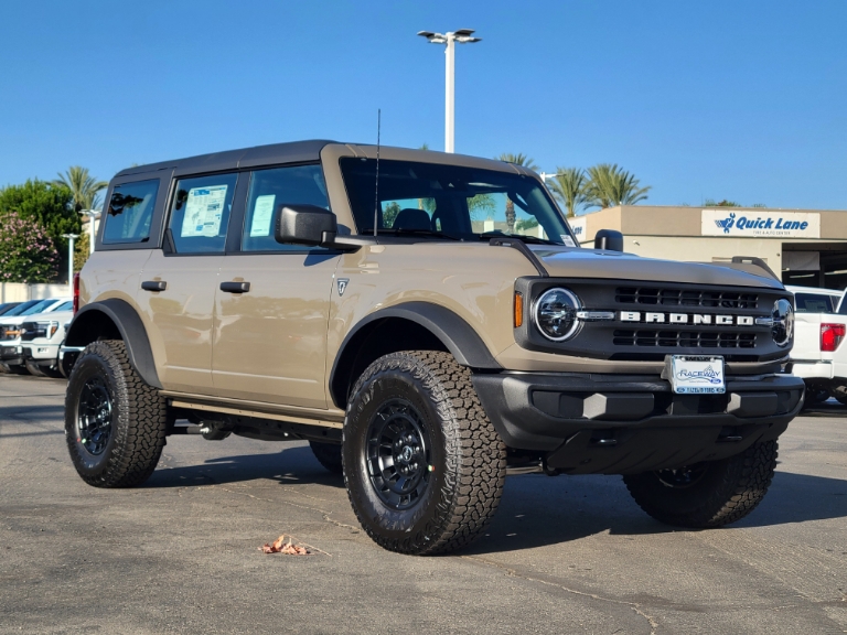 2026 Ford Bronco Base