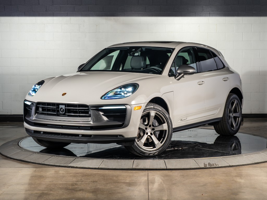 2026 Porsche Macan T