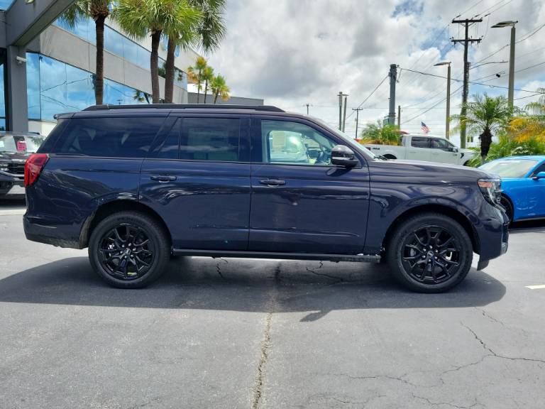 2027 Ford Expedition Platinum