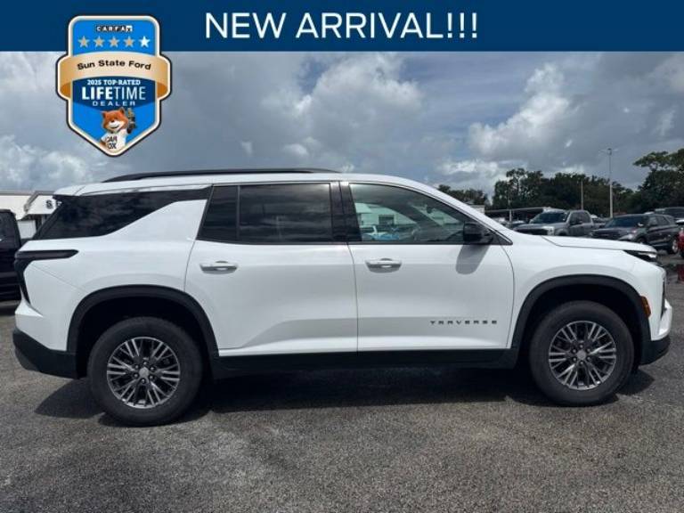 2025 Chevrolet Traverse LT