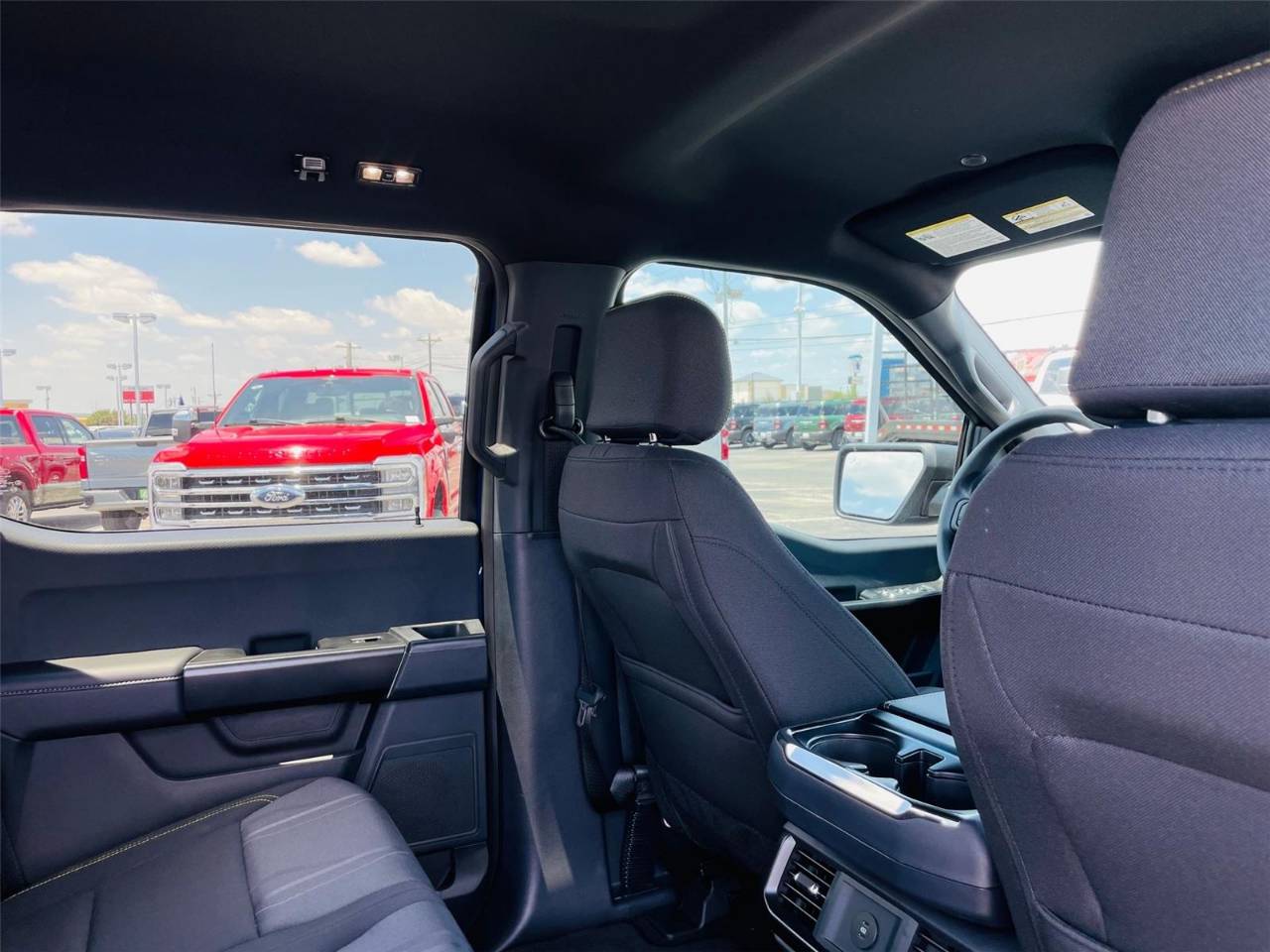 2025 Ford F-150 STX - Photo 25