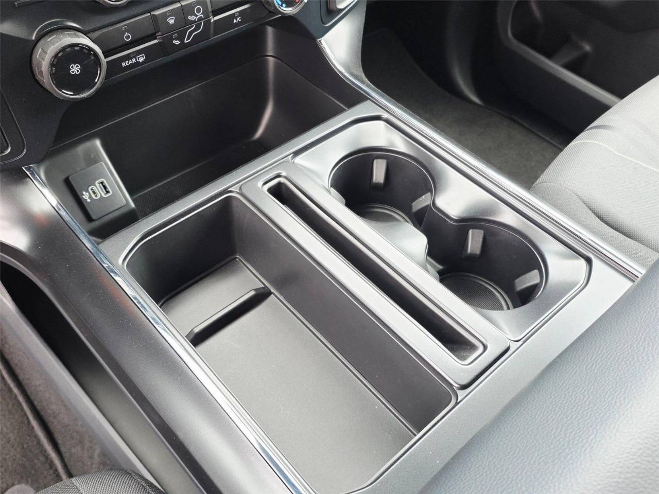 2025 Ford F-150 STX - Photo 14