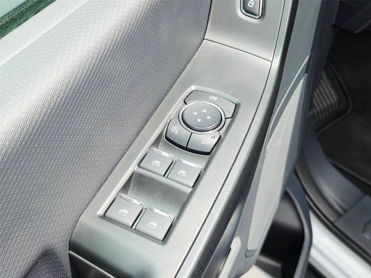2025 Ford F-150 STX - Photo 19