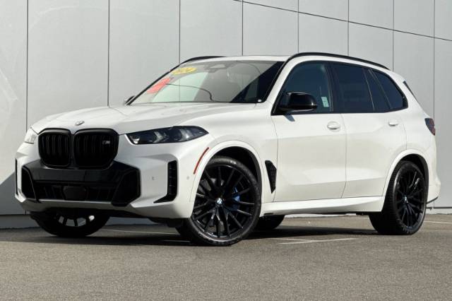2024 BMW X5 M60i
