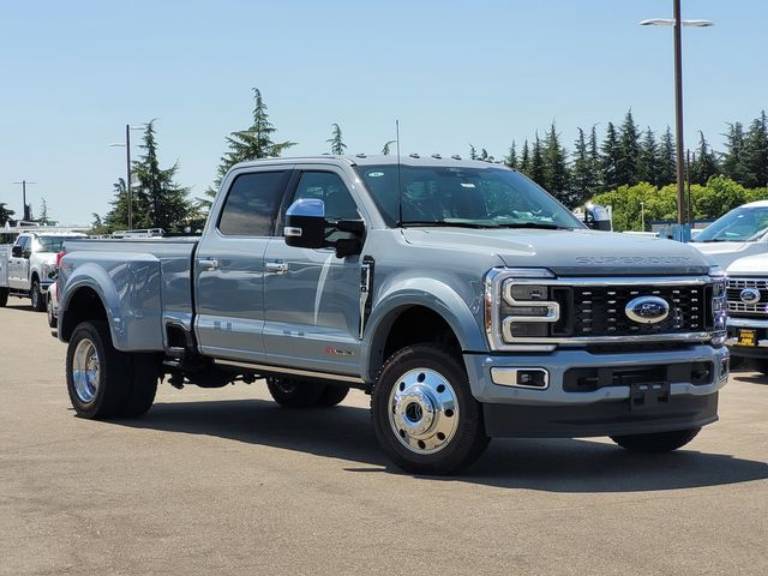 2026 Ford F-450SD Platinum