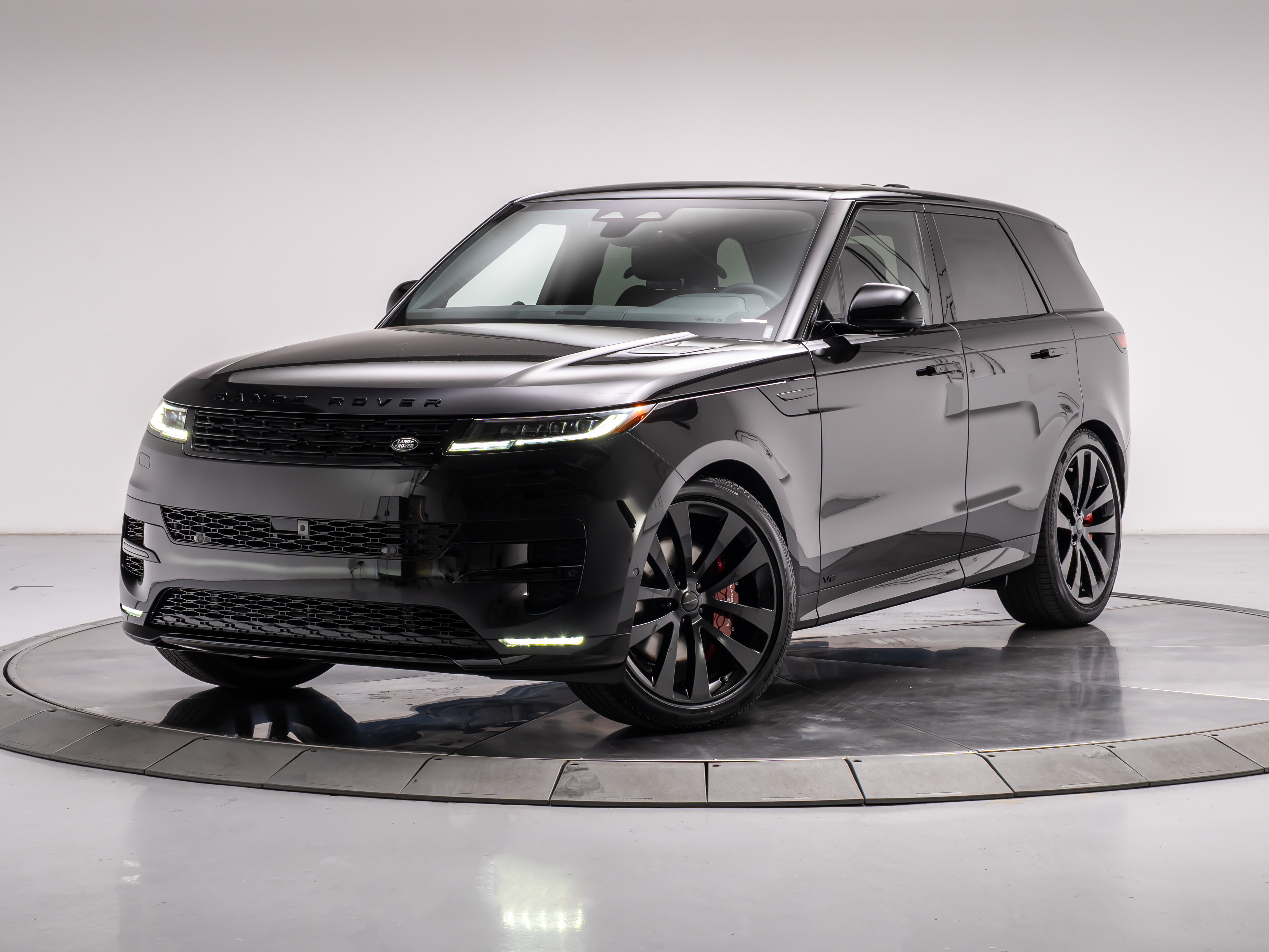 New 2026 Land Rover Range Rover Sport P530 Dynamic SE