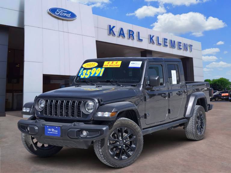 2025 Jeep Gladiator Nighthawk