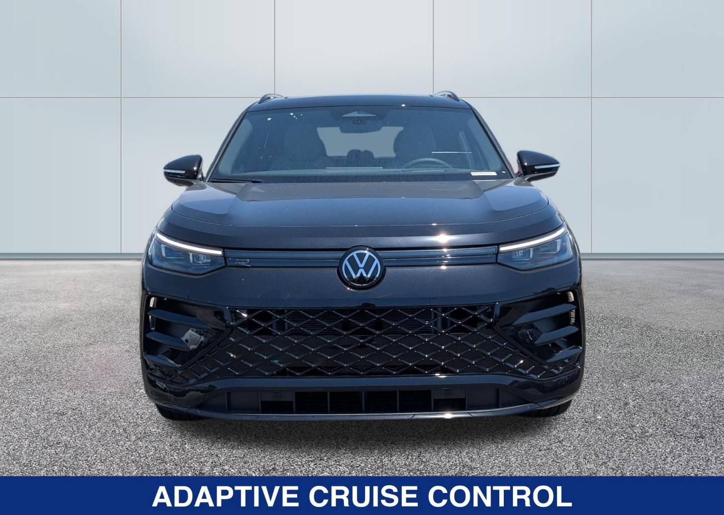 2026 Volkswagen Tiguan SE R-LINE BLACK - Photo 8