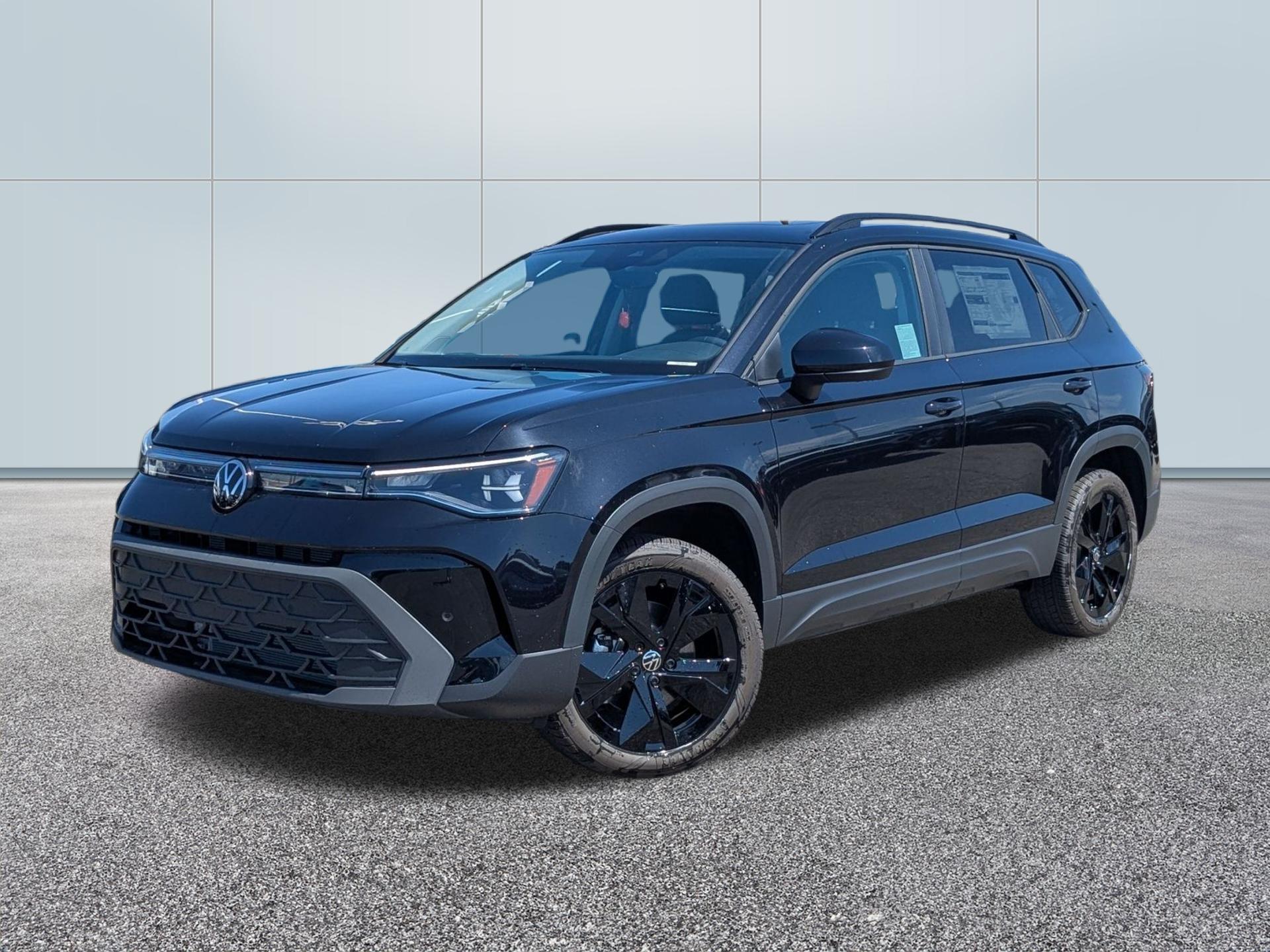 New 2026 Volkswagen Taos SE Black