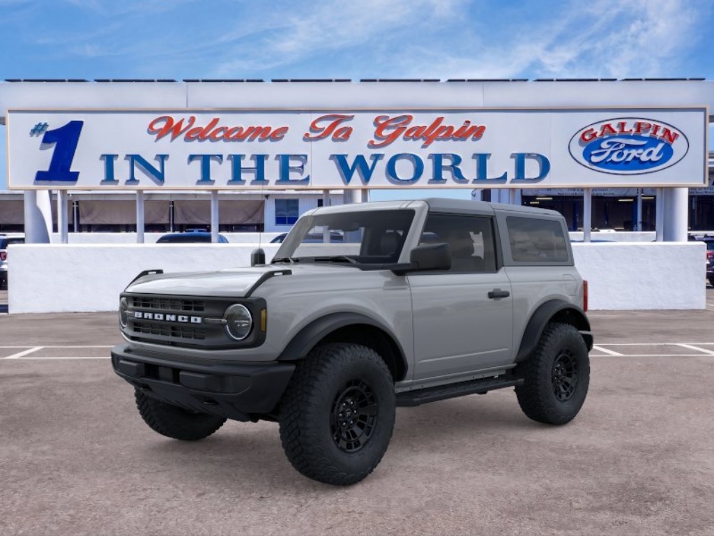 2026 Ford Bronco Base