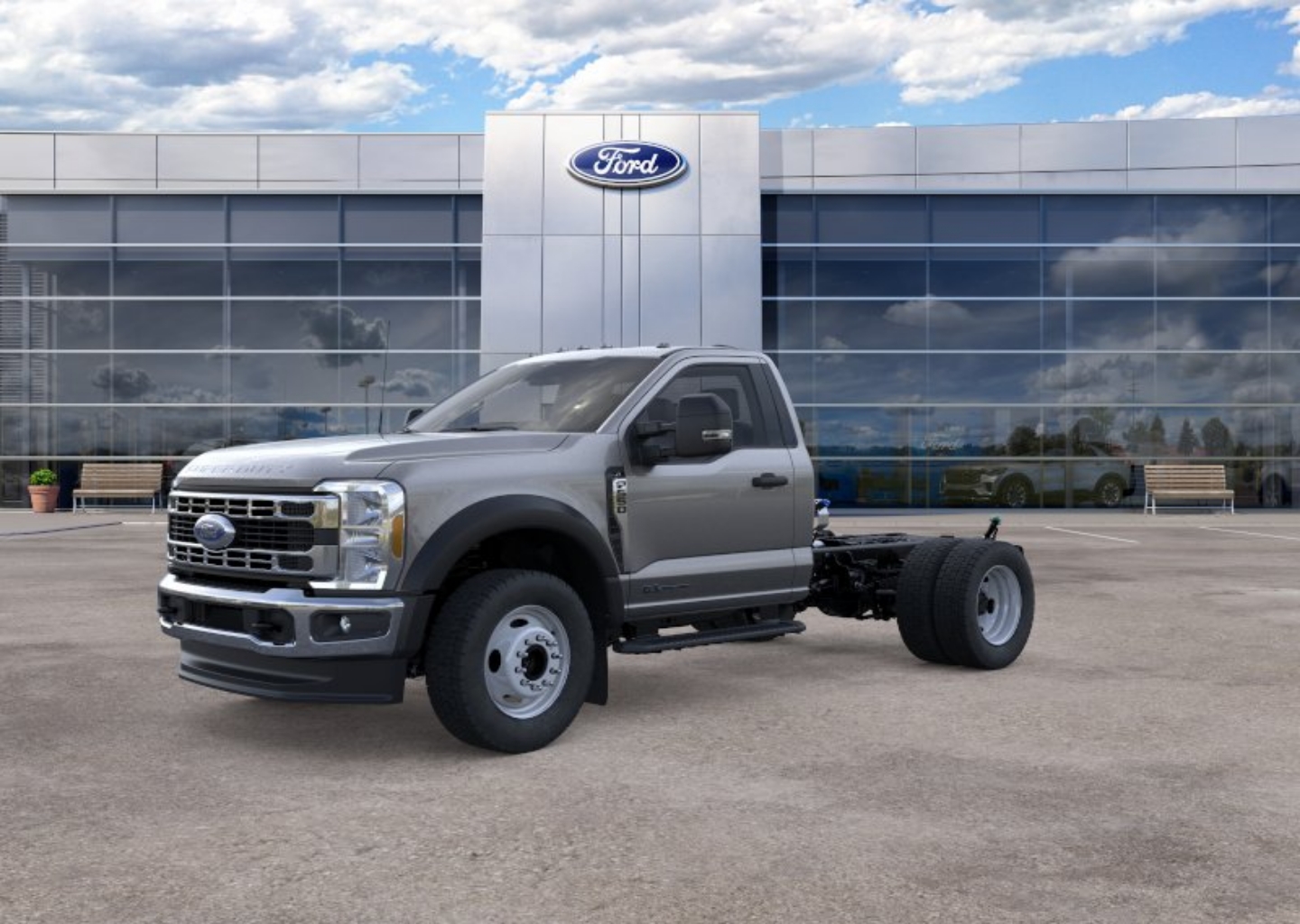 2026 Ford F-550 Super Duty Chassis Cab XL
