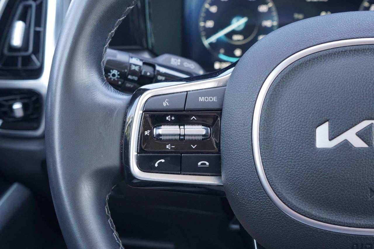 Certified Used 2023 Kia Sorento SX, photo 16