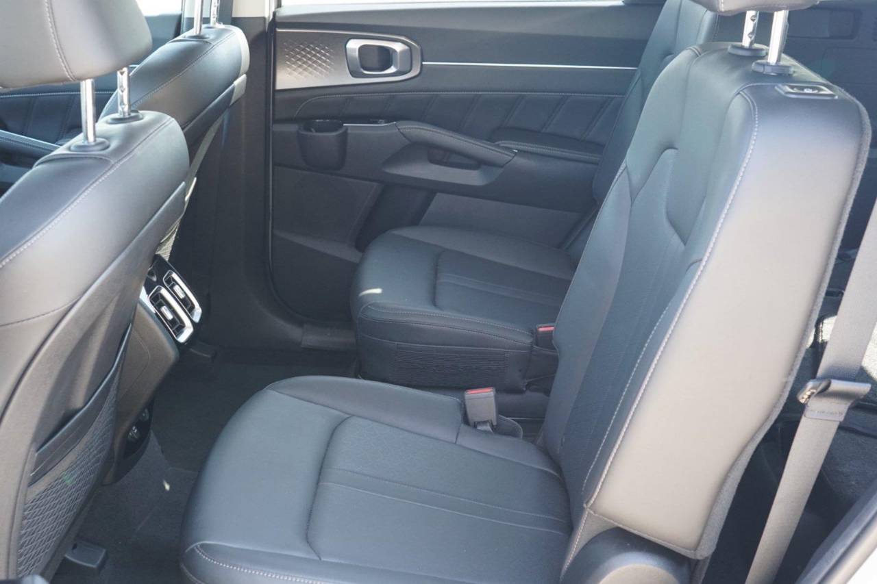 Certified Used 2023 Kia Sorento SX, photo 22