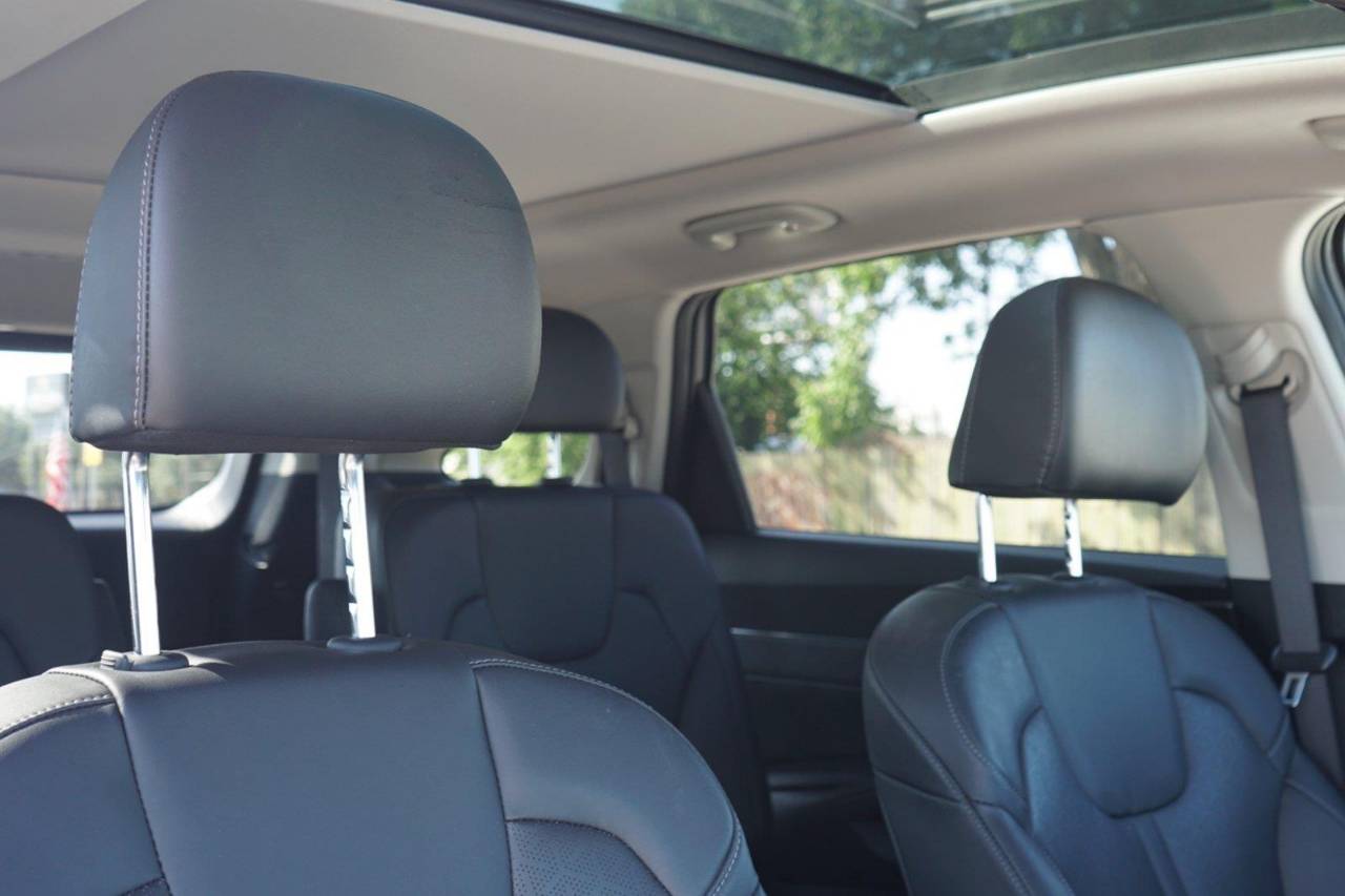 Certified Used 2023 Kia Sorento SX, photo 29