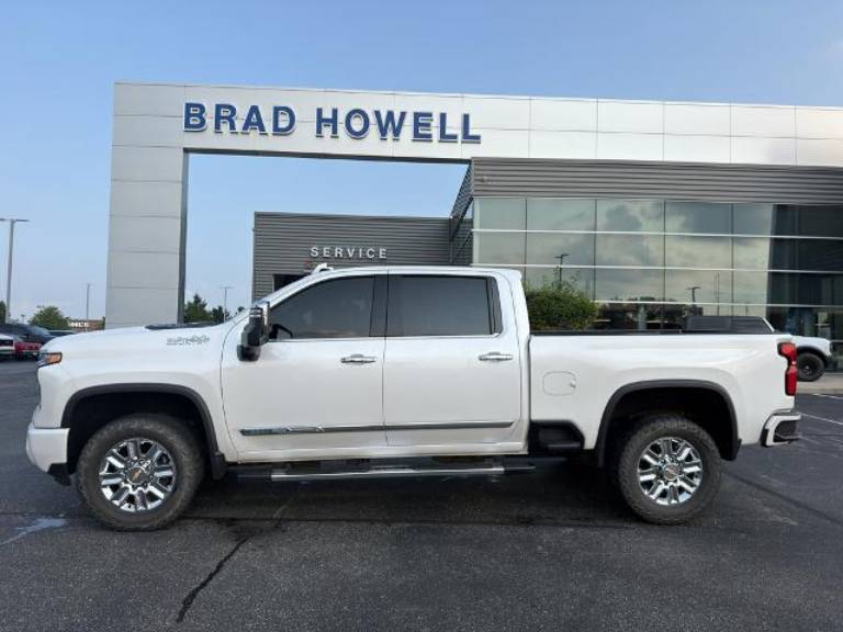 2024 Chevrolet Silverado High Country