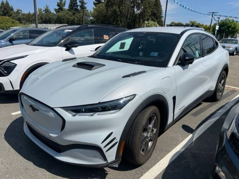 2023 Ford Mustang Mach-E Select