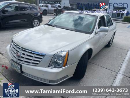 2010 Cadillac DTS Base