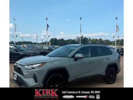2022 Toyota RAV4 XLE