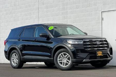 2026 Ford Explorer Active w/100A Pkg