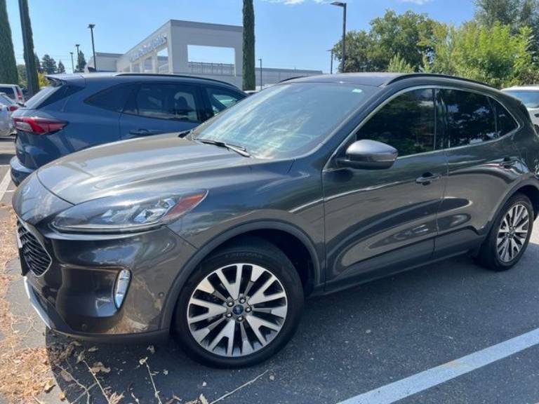 2020 Ford Escape Titanium