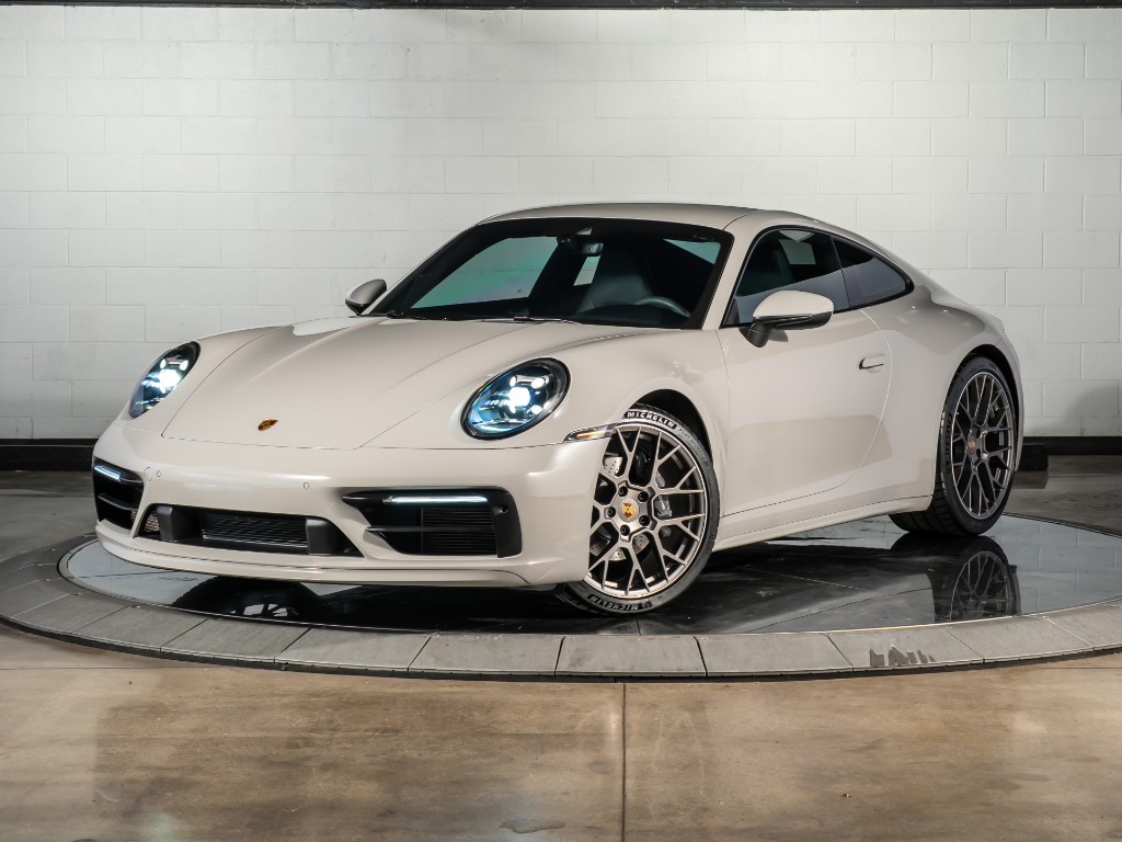 2024 Porsche 911 Carrera