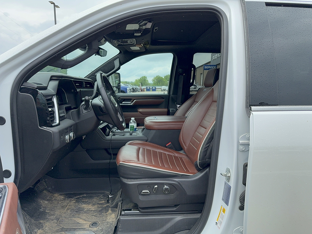 2025 GMC Sierra 3500HD Denali Ultimate - Photo 7