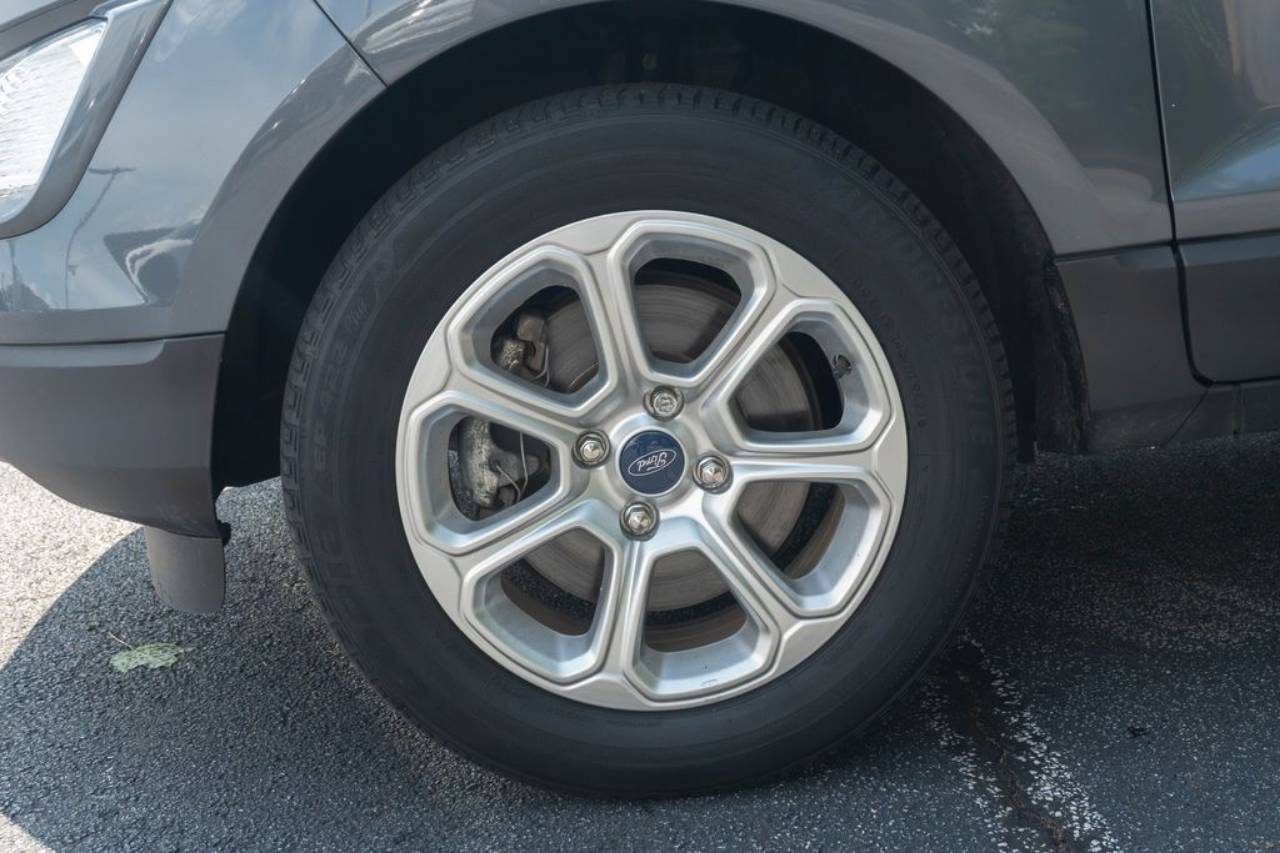 Used 2021 Ford EcoSport SE with VIN MAJ3S2GE9MC440734 for sale in Covington, GA