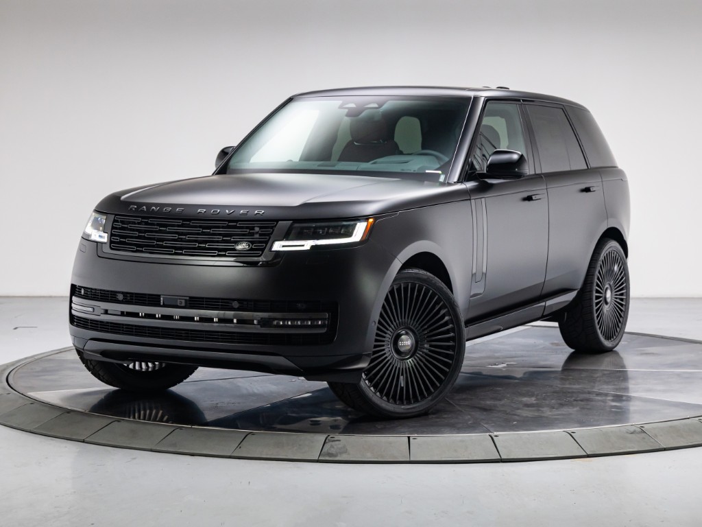 2026 Land Rover Range Rover P530 SE