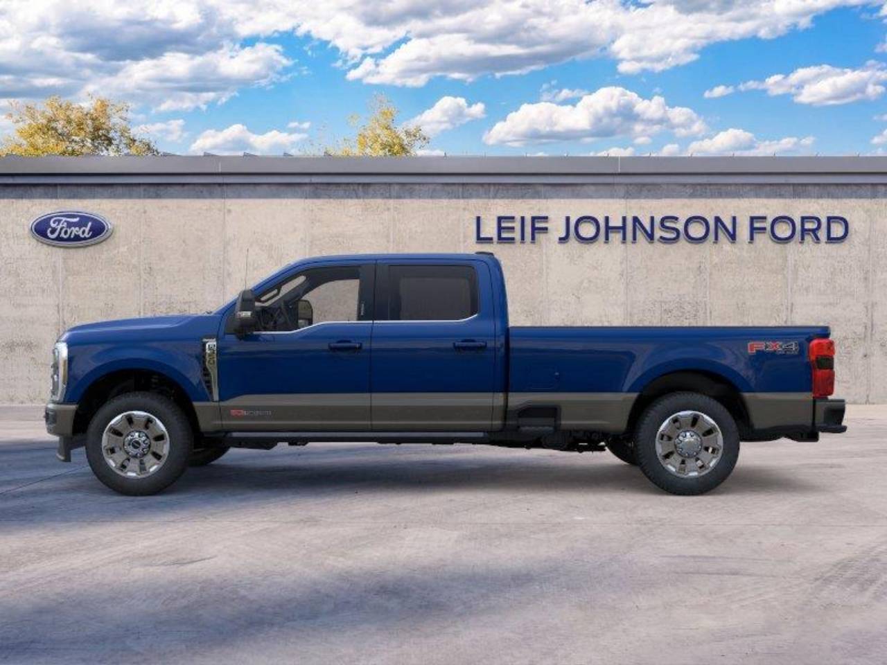 New 2026 Ford Super Duty F-350 SRW King Ranch, photo 3