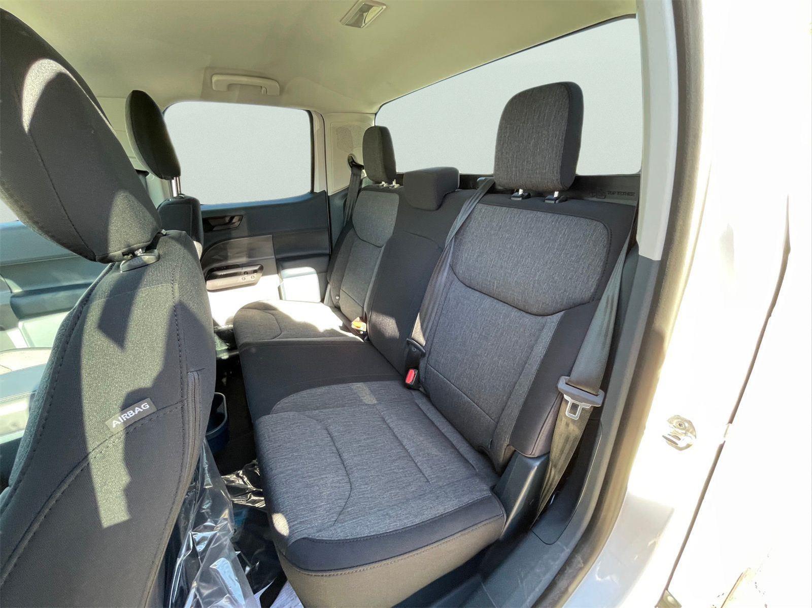 2026 Ford Maverick XLT - Photo 6