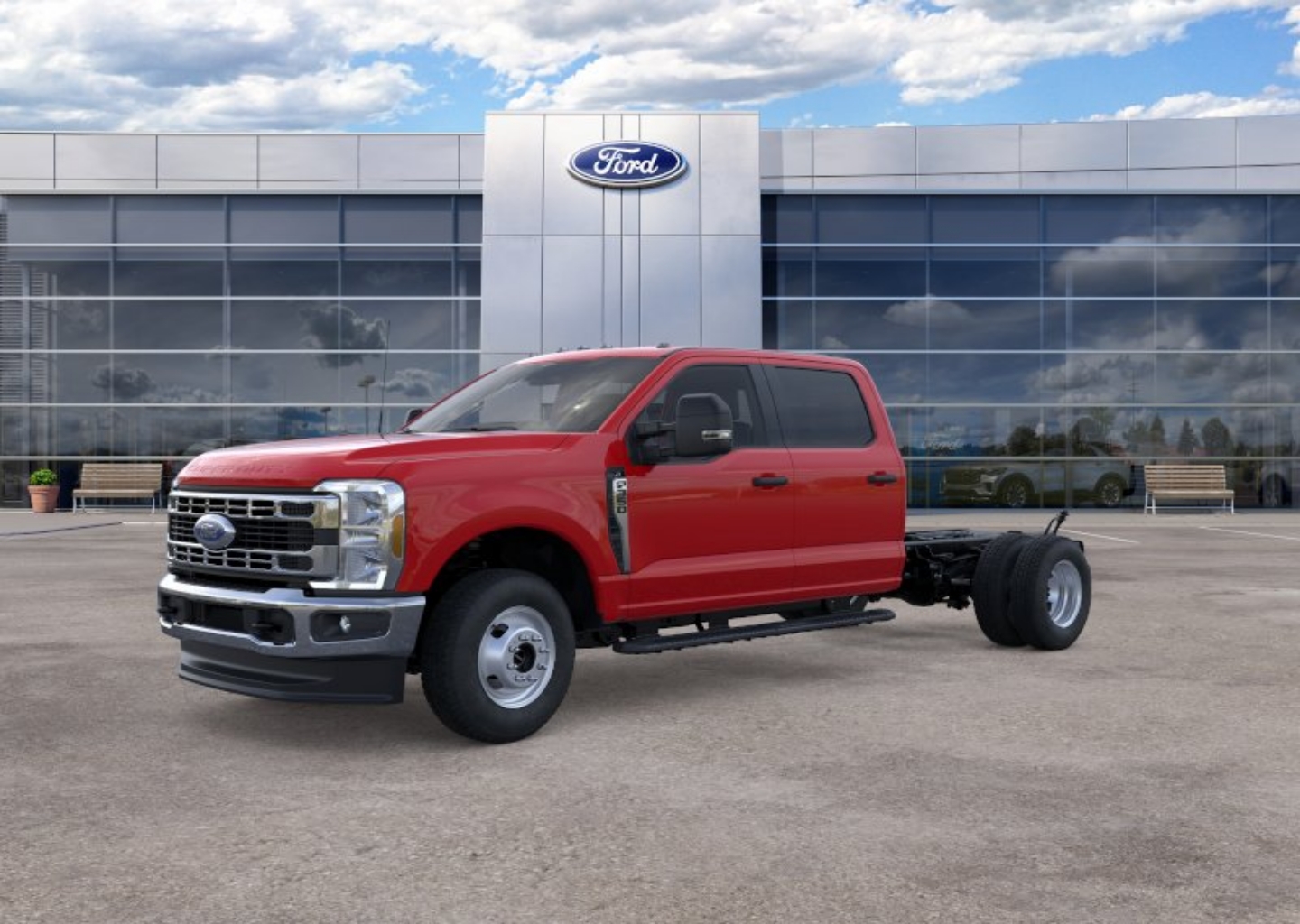 2026 Ford F-350 Super Duty Chassis Cab