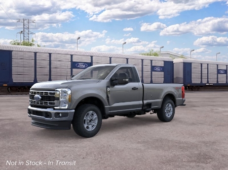 2026 Ford Super Duty F-350 SRW XLT