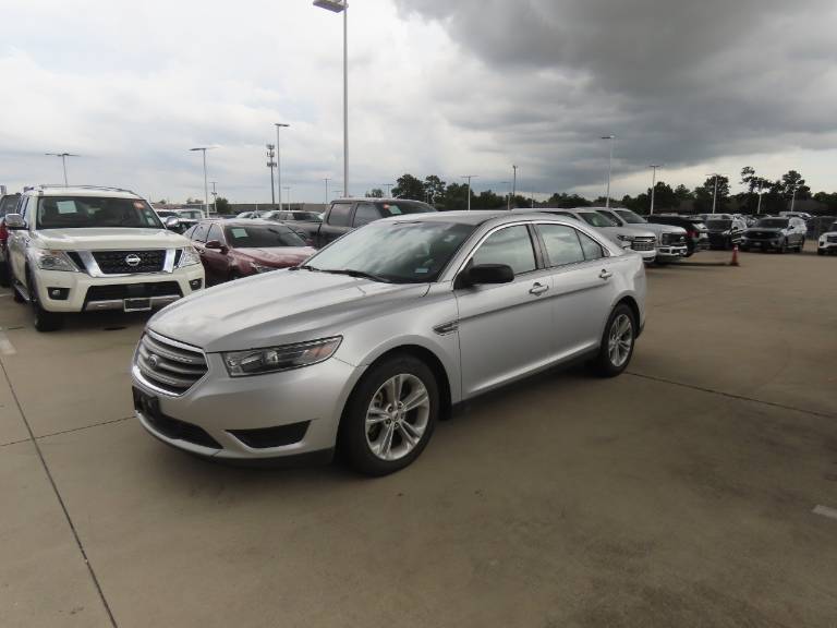 2017 Ford Taurus SE FWD