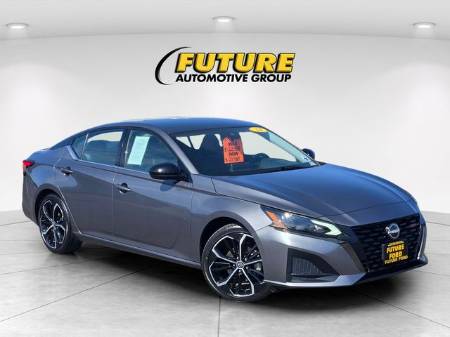 2024 Nissan Altima 2.5 SR