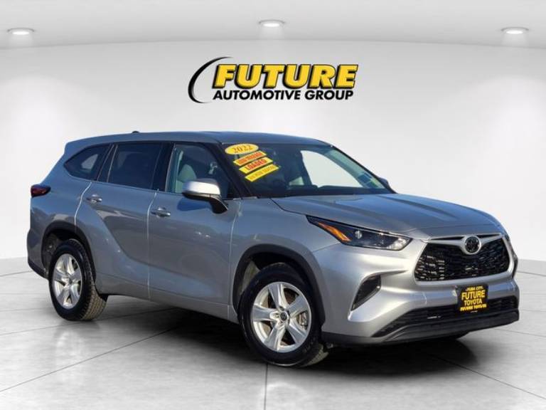 2022 Toyota Highlander L