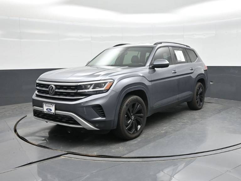 2022 Volkswagen Atlas 3.6L V6 SE w/Technology