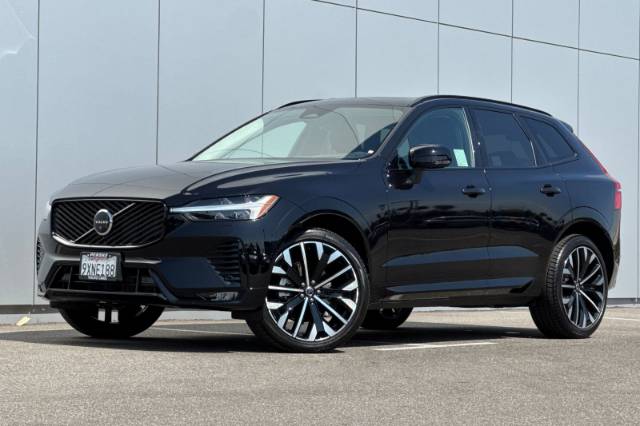 2026 Volvo XC60 B5 Ultra