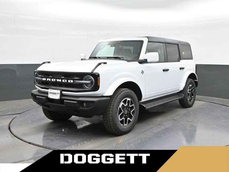 2026 Ford Bronco Outer Banks