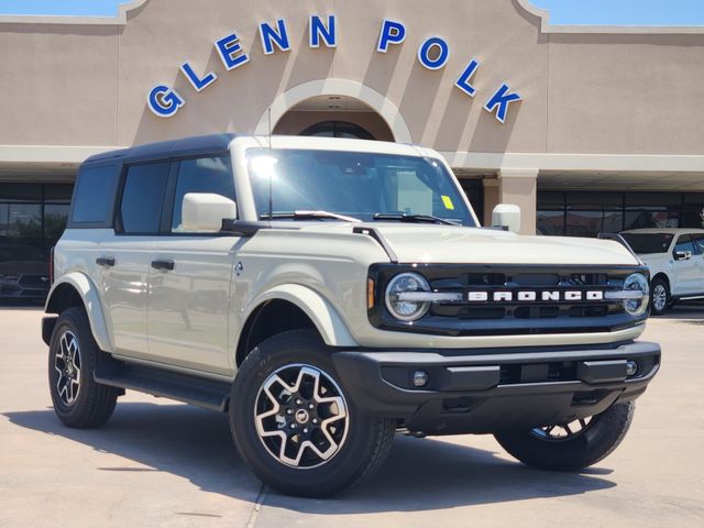 New 2026 Ford Bronco Outer Banks