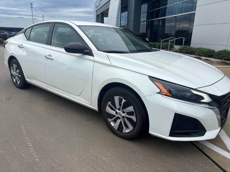 2024 Nissan Altima 2.5 S