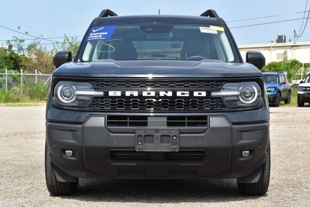 Certified 2025 Ford Bronco Sport Outer Banks with VIN 3FMCR9CN1SRE85679 for sale in Kansas City