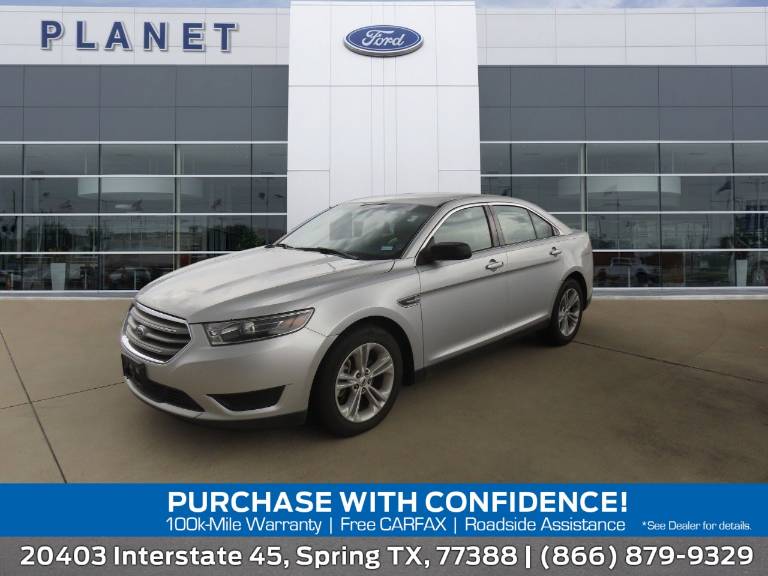 2017 Ford Taurus SE FWD