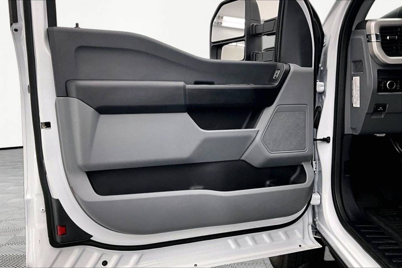 2026 Ford F-350 Super Duty XL - Photo 24