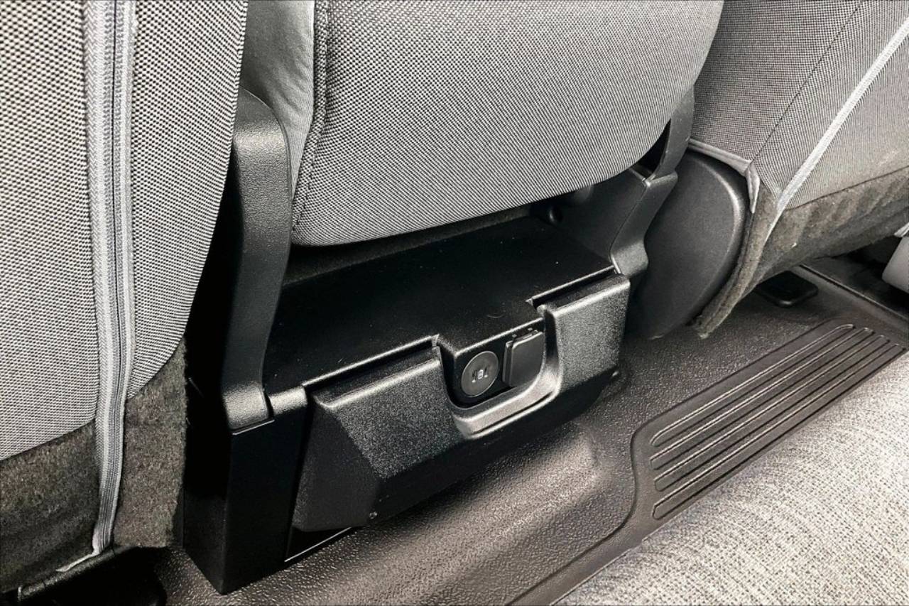 2026 Ford F-350 Super Duty XL - Photo 33