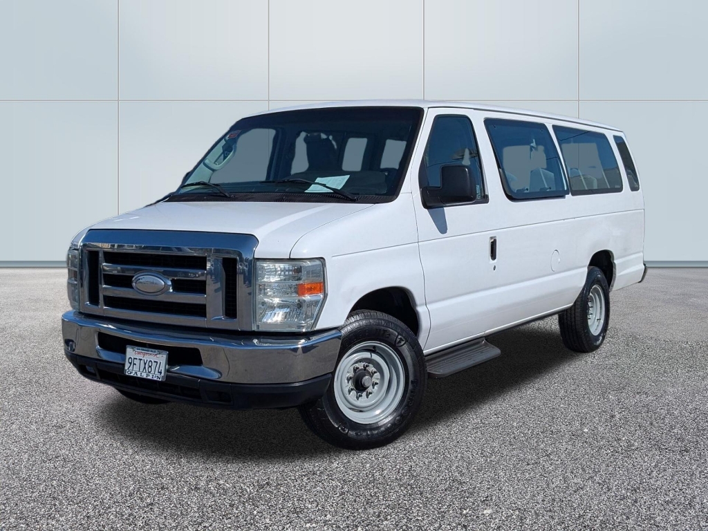 2014 Ford E-350 Super Duty XLT